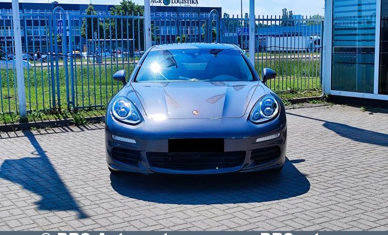 
								Porsche Panamera E-Hybrid S 2014 full									