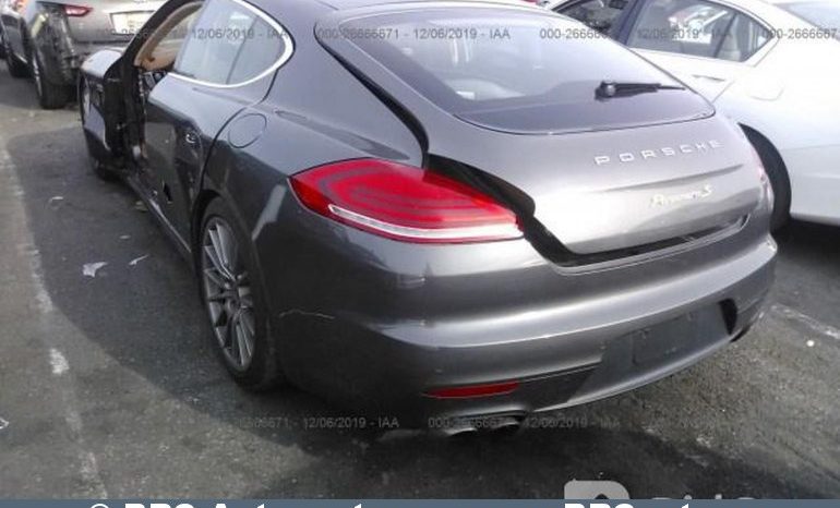 
								Porsche Panamera E-Hybrid S 2014 full									