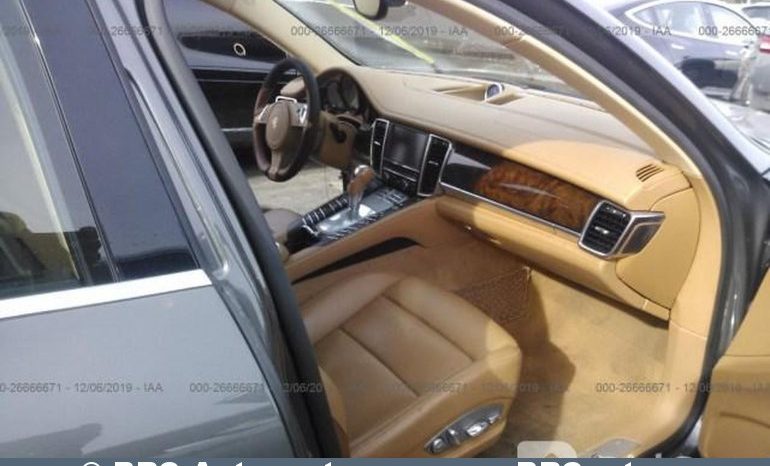 
								Porsche Panamera E-Hybrid S 2014 full									
