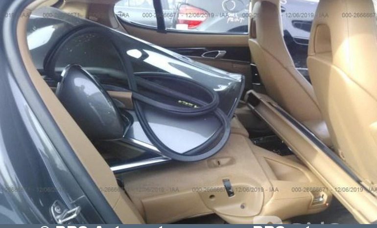 
								Porsche Panamera E-Hybrid S 2014 full									