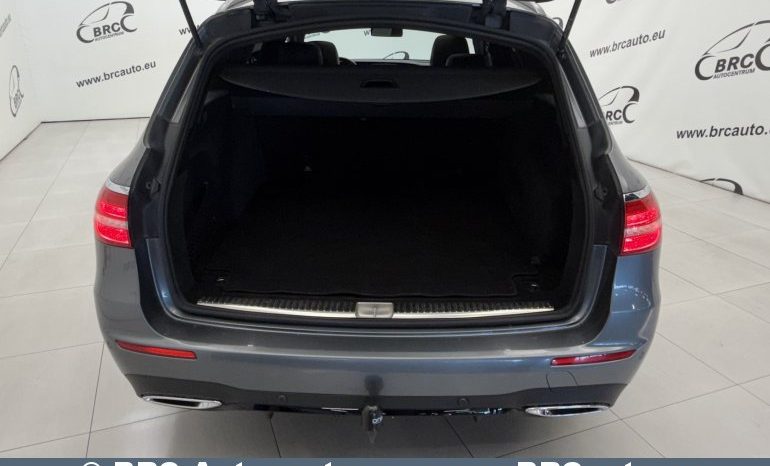 
								Mercedes-Benz E 220 d Automatas 2017 full									