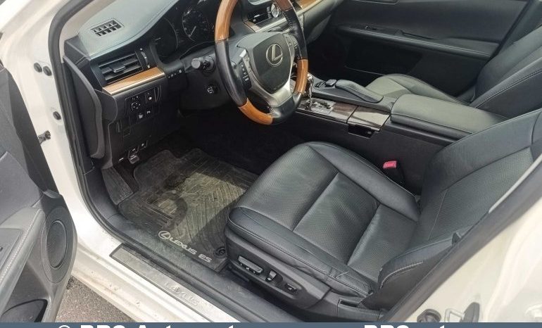 
								Lexus ES 300h Hybrid Automatas 2015 full									