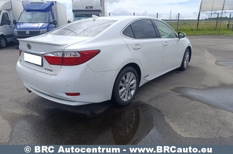 Lexus ES 300h Hybrid Automatas 2015
