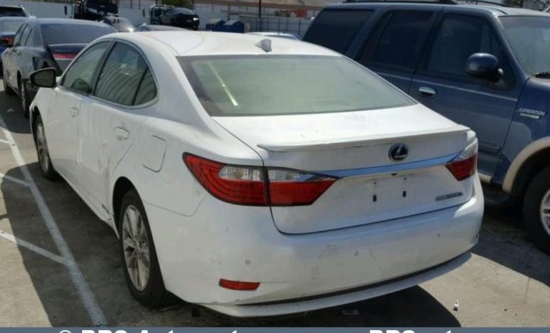 
								Lexus ES 300h Hybrid Automatas 2015 full									
