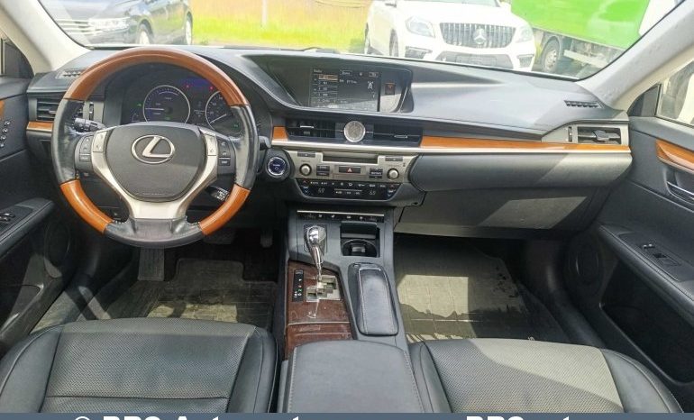 
								Lexus ES 300h Hybrid Automatas 2015 full									