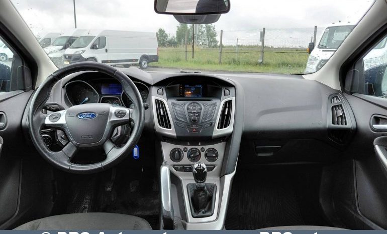 
								Ford Focus 1.0 Ecoboost 2012 full									