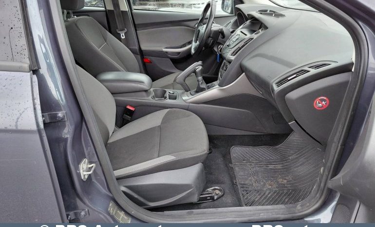 
								Ford Focus 1.0 Ecoboost 2012 full									