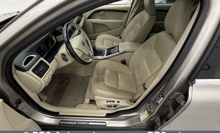 
								Volvo XC 70 T6 AWD Automatas 2015 full									