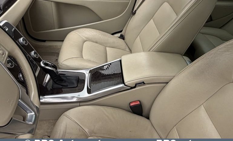 
								Volvo XC 70 T6 AWD Automatas 2015 full									