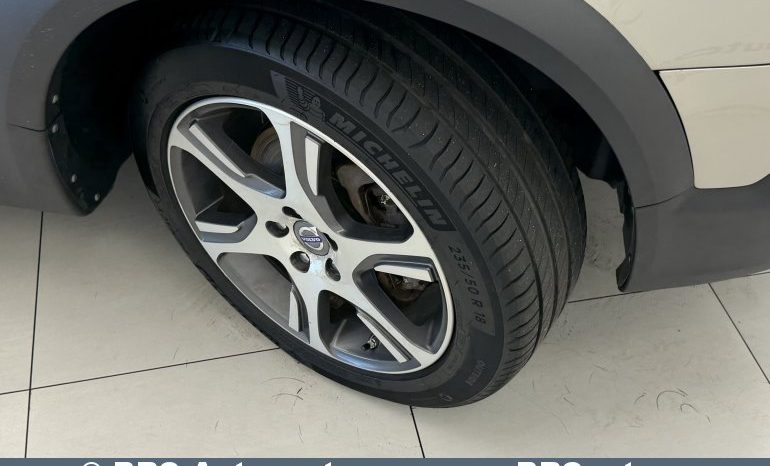 
								Volvo XC 70 T6 AWD Automatas 2015 full									