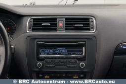 
										Volkswagen Jetta 1.6TDI Comfortline Automatas 2012 full									