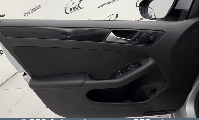 
								Volkswagen Jetta 1.6TDI Comfortline Automatas 2012 full									