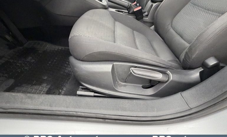 
								Volkswagen Jetta 1.6TDI Comfortline Automatas 2012 full									