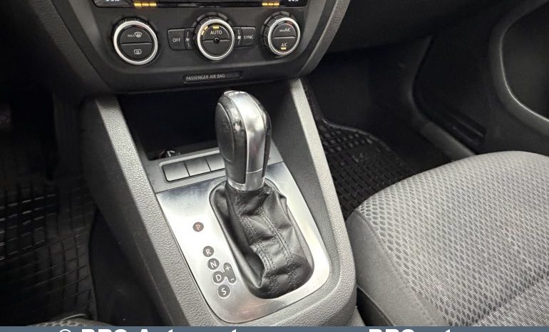 
								Volkswagen Jetta 1.6TDI Comfortline Automatas 2012 full									