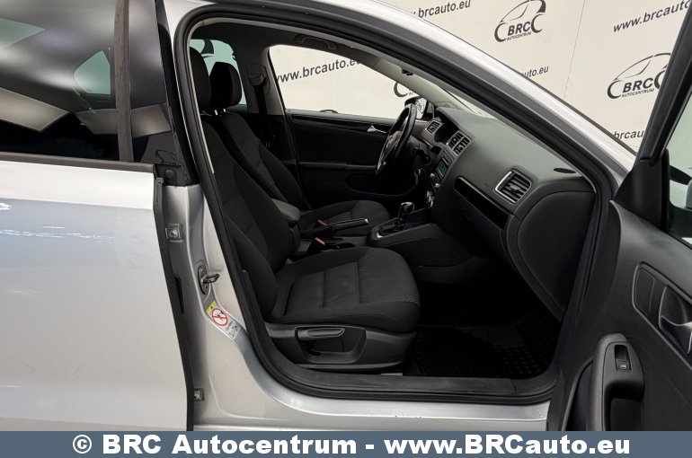 Volkswagen Jetta 1.6TDI Comfortline Automatas 2012