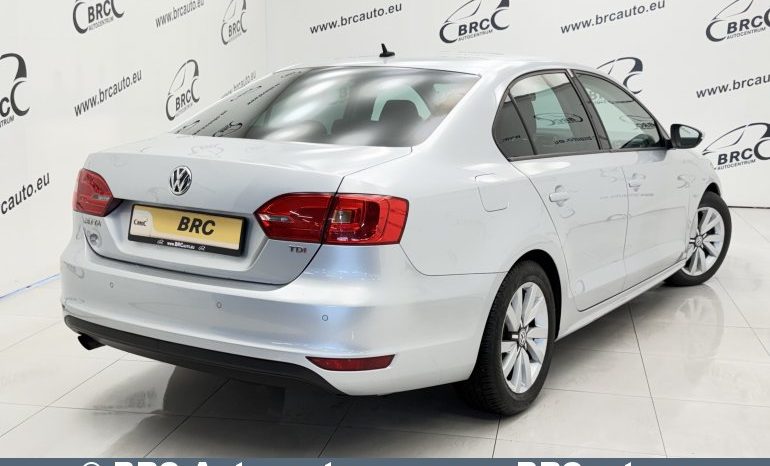 
								Volkswagen Jetta 1.6TDI Comfortline Automatas 2012 full									