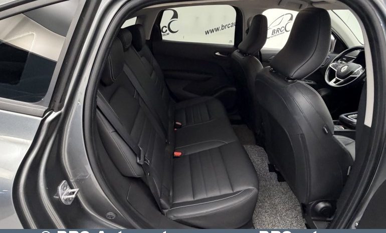 
								Renault Arkana 1.6i Automatas 2021 full									