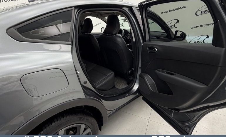 
								Renault Arkana 1.6i Automatas 2021 full									