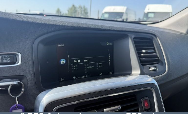
								Volvo V60 1.6 D2 2015 full									