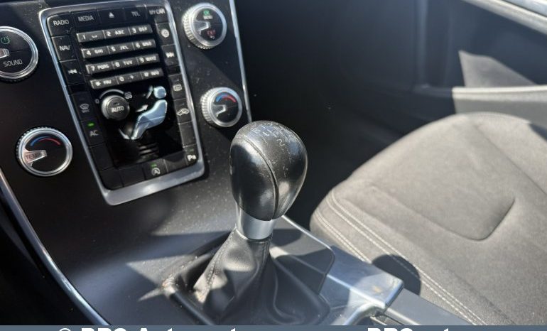 
								Volvo V60 1.6 D2 2015 full									