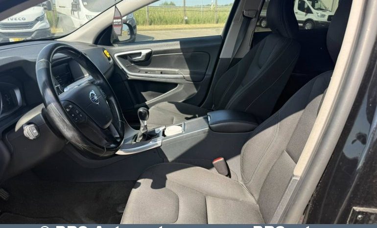 
								Volvo V60 1.6 D2 2015 full									
