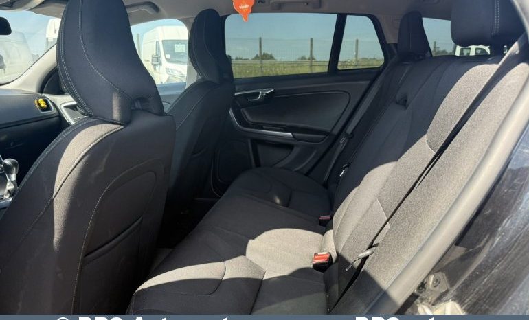 
								Volvo V60 1.6 D2 2015 full									