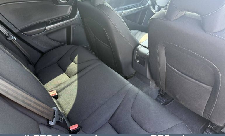 
								Volvo V60 1.6 D2 2015 full									