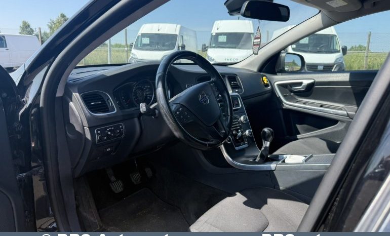 
								Volvo V60 1.6 D2 2015 full									