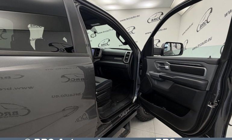 
								Dodge Ram 1500 Bighorn 5.7 Hemi V8 4X4 Automatas 2021 full									
