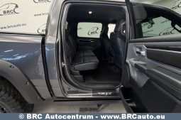 
										Dodge Ram 1500 Bighorn 5.7 Hemi V8 4X4 Automatas 2021 full									