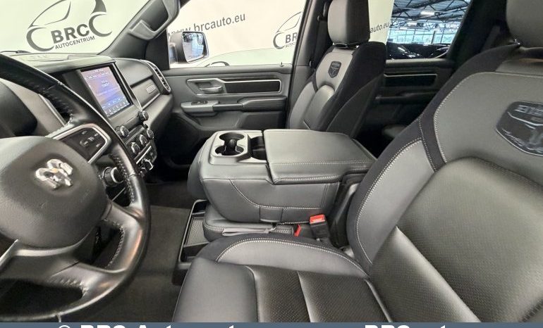 
								Dodge Ram 1500 Bighorn 5.7 Hemi V8 4X4 Automatas 2021 full									