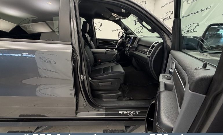 
								Dodge Ram 1500 Bighorn 5.7 Hemi V8 4X4 Automatas 2021 full									