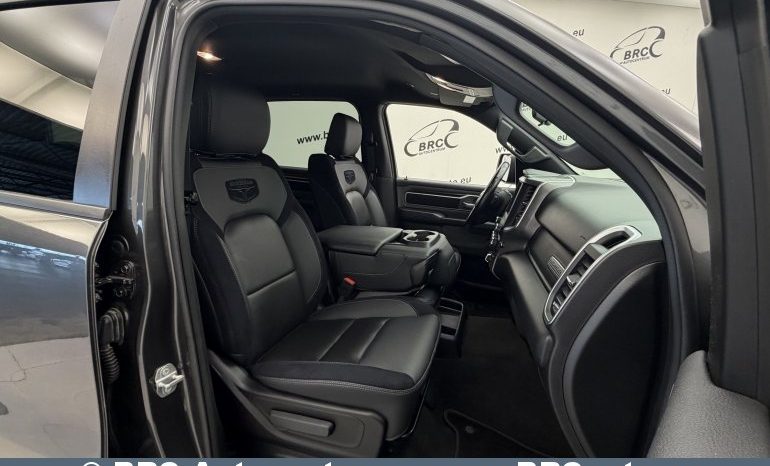 
								Dodge Ram 1500 Bighorn 5.7 Hemi V8 4X4 Automatas 2021 full									