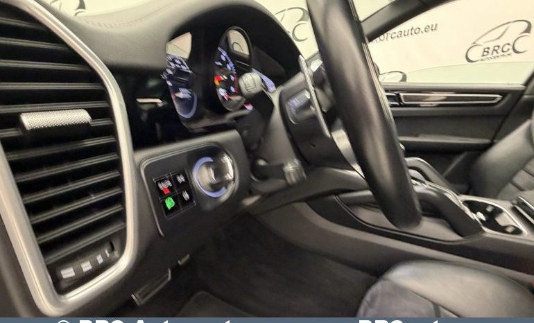 
								Porsche Cayenne 3.0 V6 Automatas 2019 full									