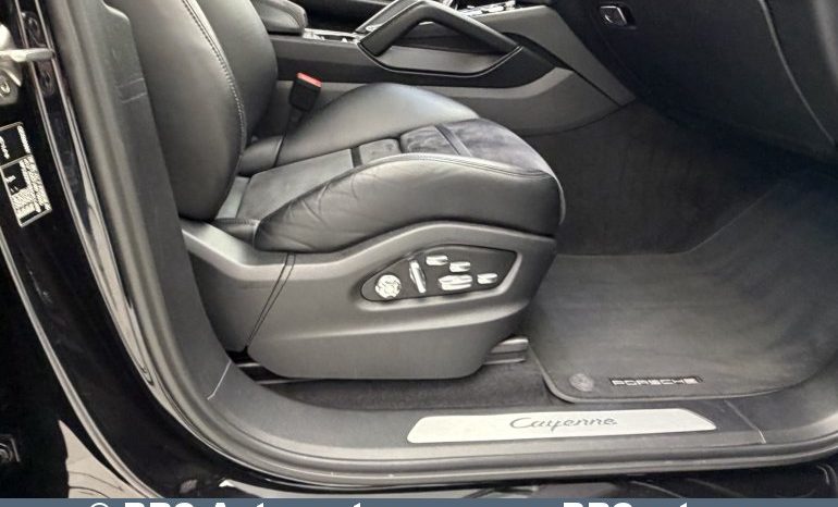 
								Porsche Cayenne 3.0 V6 Automatas 2019 full									