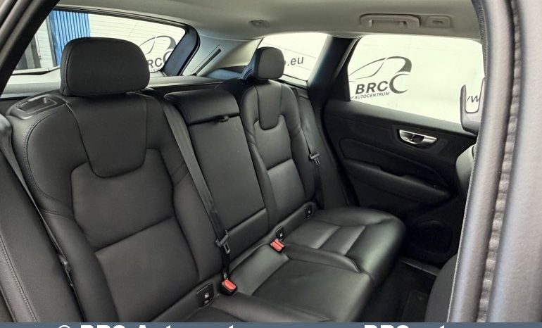 
								Volvo XC 60 B4 R-Design Automatas 2025 full									