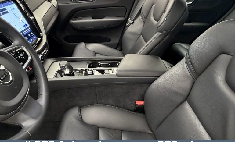 
								Volvo XC 60 B4 R-Design Automatas 2025 full									