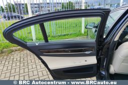 
										BMW 740 3.0d xDrive Automatas 2013 full									