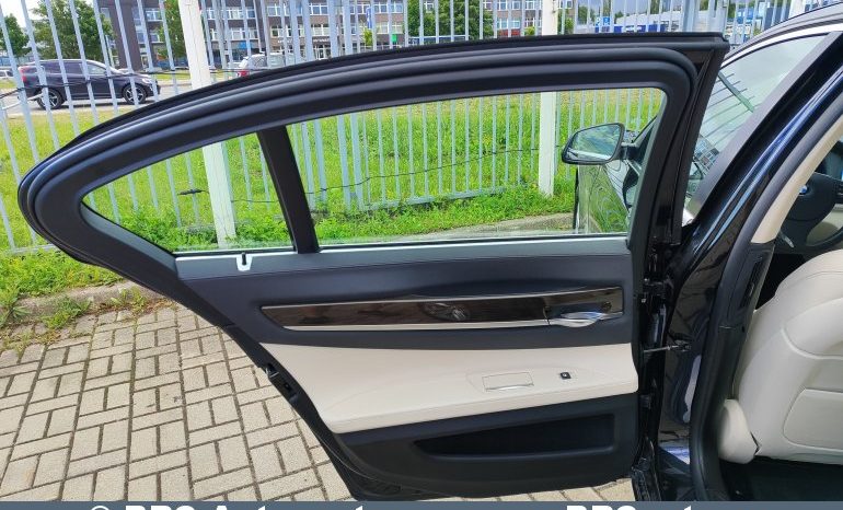 
								BMW 740 3.0d xDrive Automatas 2013 full									