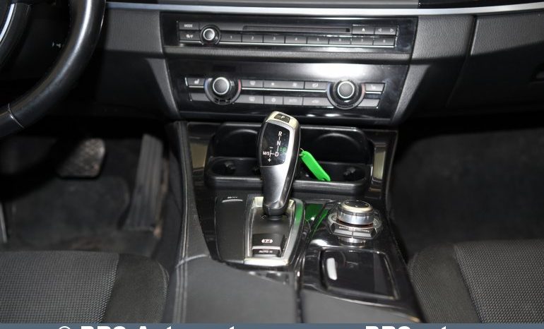 
								BMW 525 d Touring Automatas 2011 full									