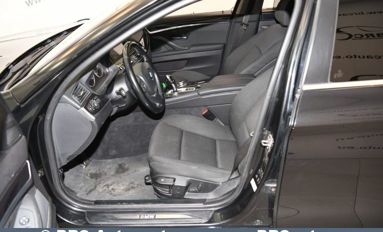 
								BMW 525 d Touring Automatas 2011 full									