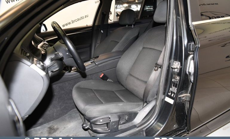 
								BMW 525 d Touring Automatas 2011 full									