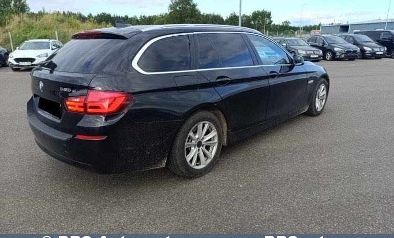 
								BMW 525 d Touring Automatas 2011 full									