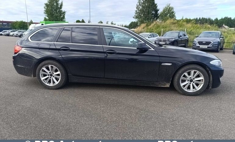 
								BMW 525 d Touring Automatas 2011 full									