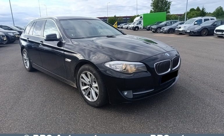
								BMW 525 d Touring Automatas 2011 full									