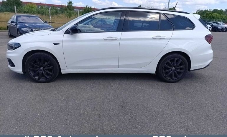 
								Fiat Tipo 1.6 MultiJet Automatas 2019 full									