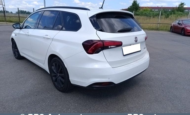 
								Fiat Tipo 1.6 MultiJet Automatas 2019 full									