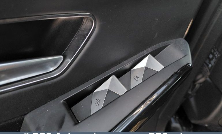 
								DS DS 7 CROSSBACK 1.6 Automatas 2019 full									