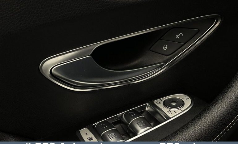 
								Mercedes-Benz E 300 2.0 Cabrio Automatas 2018 full									