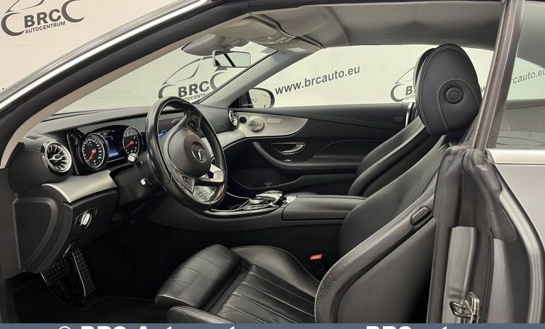 
								Mercedes-Benz E 300 2.0 Cabrio Automatas 2018 full									